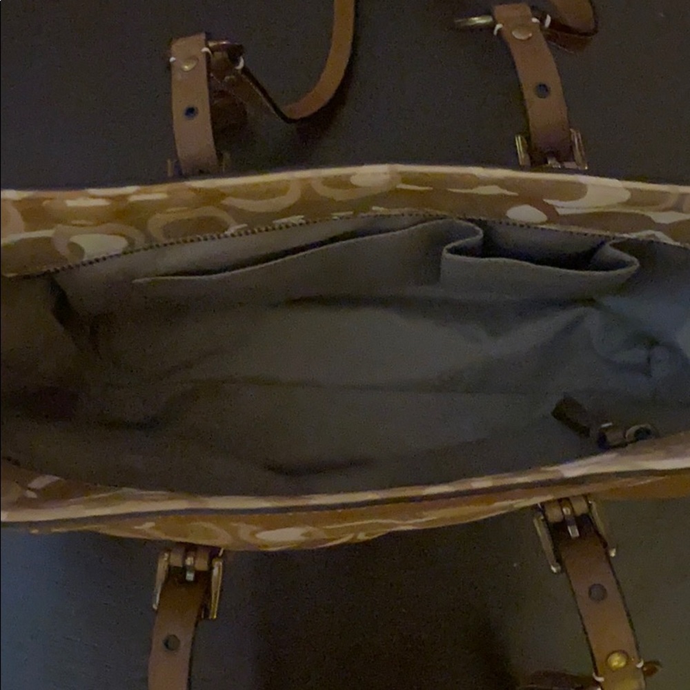 Coach Signature Purse - Picture 5 of 7